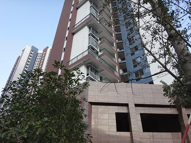 小區鋅鋼護欄制造商怎么找