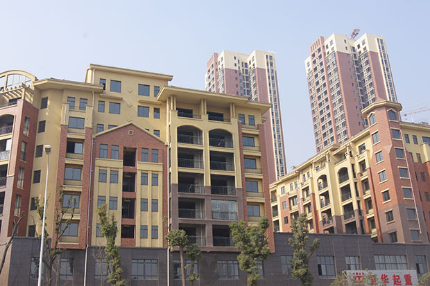 陽臺鋅鋼欄桿廠家聯系方式怎么找