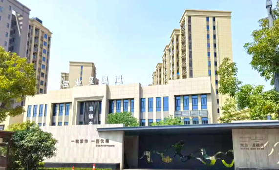 武漢陽邏寶業星毓府欄桿工程項目
